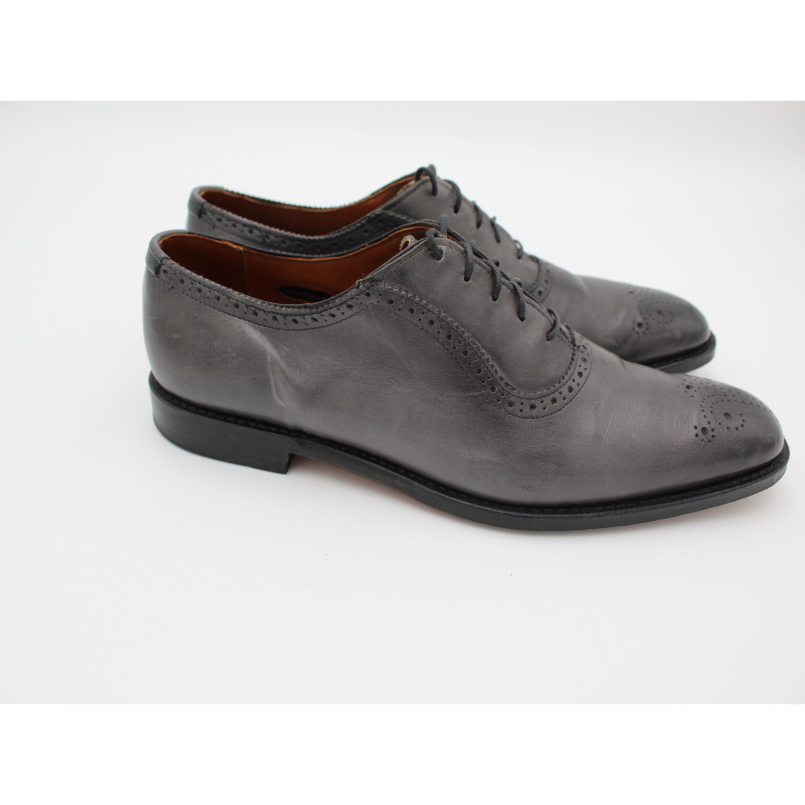 Allen Edmonds Cornwallis Mens 10 B Gray Leather Medallion Toe Oxford Shoe Office